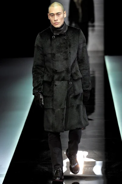 Look 50